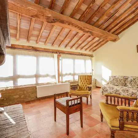 Semesterbostad Idyllic With Charm *